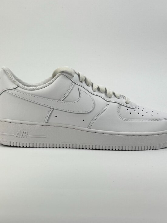Nike Air Force 1 \'07 \'Triple White\' CW2288-111 size 11 main image 7